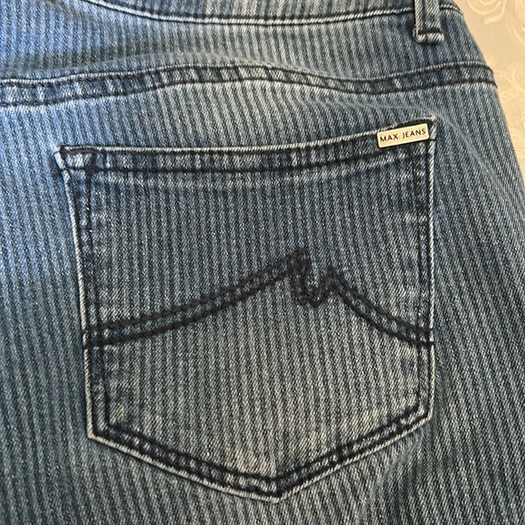 Max Jeans Mid-Rise Crop Jeggings - Picture 4 of 4